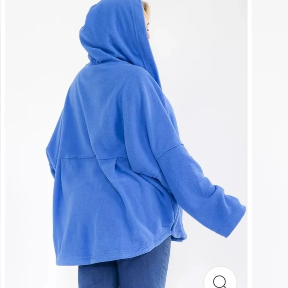 Plus size, Long Sleeve Open Front Pockets Hooded Cardigan. - Picture 4 of 6